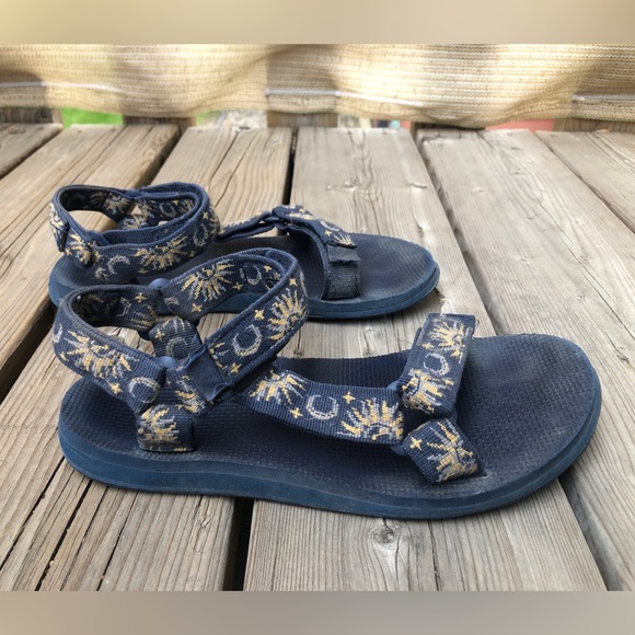 TEVA sandals sun & moon size 7 - Picture 2 of 6